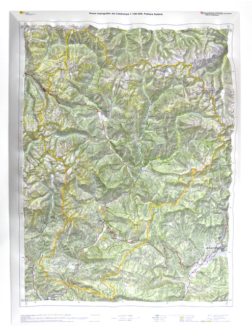 Mapa topogràfic relleu 1:100 000. Pallars Sobirà. Mides (amplada x alçada) 58cm x 75cm