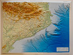 Mapa topogràfic de Catalunya en relleu 1:450 000. Mides (amplada x alçada) 88,5cms x 67cms (2a edició)